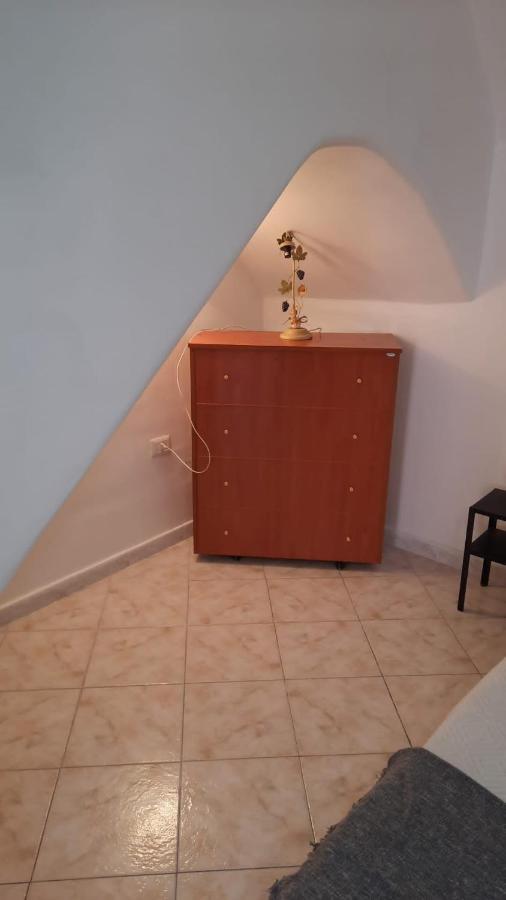 Dimora Letizia- Room 1 Прочида Экстерьер фото